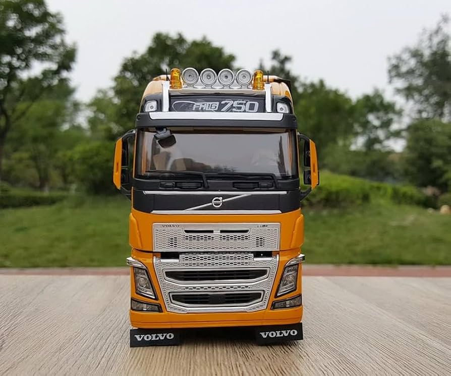 11R-002 Marge Models 1/32 ボルボ FH6 750 VOLVO FH16 750 8x4 by MarGe Models 1/32 scale | UNBOXING